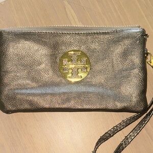 LAST CHANCE- Tory Burch Shimmering Gold Wristlet Clutch